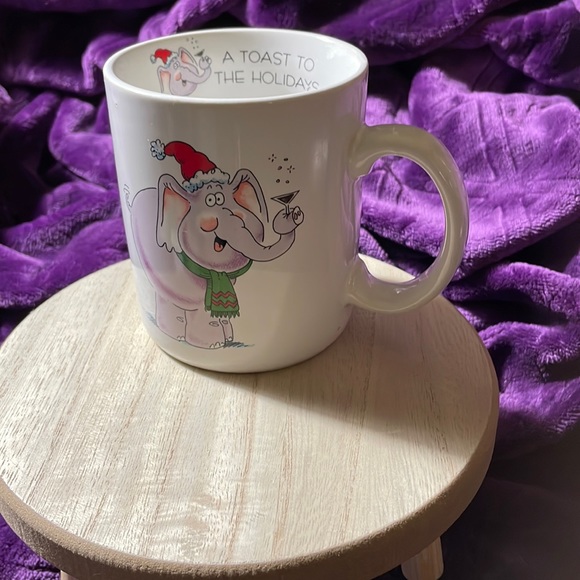 Vagabond creations elephant Christmas mug EUC - Picture 1 of 9